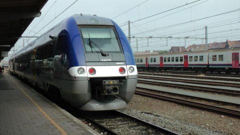 Train SNCF à Tournai (Photo: Frédéric de Kemmeter)