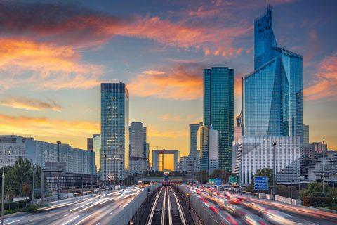 La M15 passera par La Défense (Photo: Shutterstock)