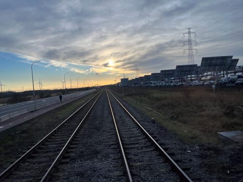 Une des voies du port d'Anvers, 2023, (Photo: Matthias Vanheerentals, ProMedia)