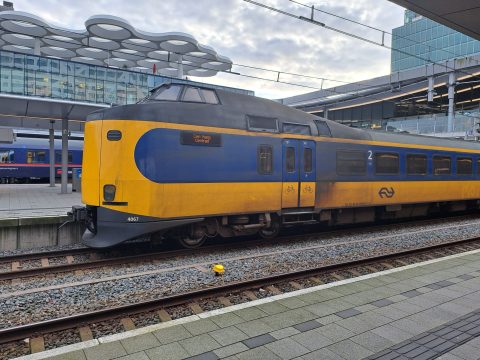 NS train in Utrecht