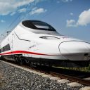 Een Talgo Avril-hogesnelheidstrein in La Sagra