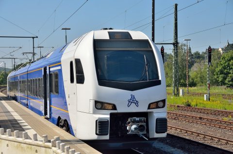 Trein Maastricht-Aken, Arriva, Drielandentrein (foto René Hameleers, Arriva)