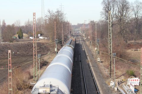 Een goederentrein in Oberhausen, Duitsland