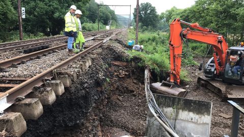 Herstel van de schade aan spoorlijnen is vorige week ingezet
