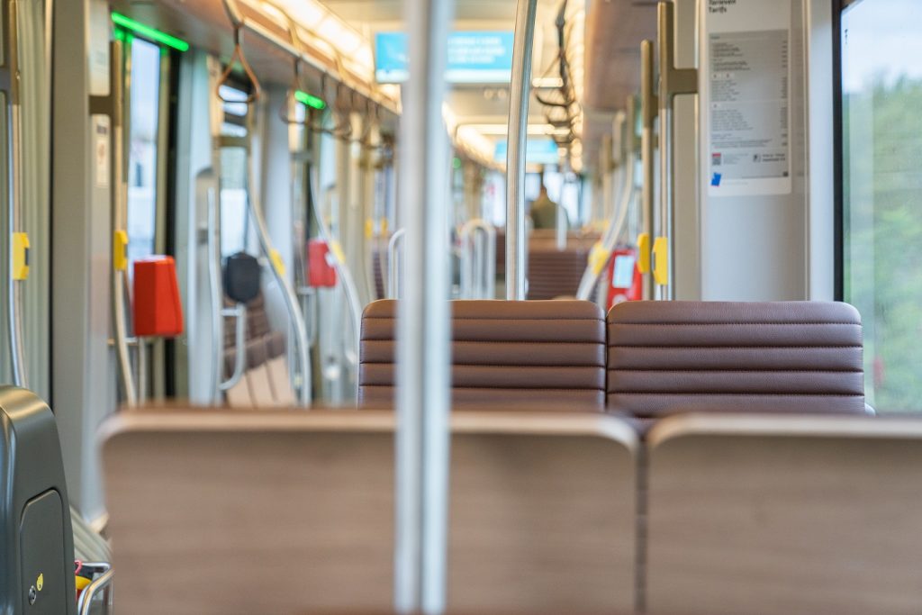 Nieuwe TNG trams hebben meer comfort en resulteren in een verhoging van de capaciteit van het Brusselse tramnet met 10.000 plaatsen