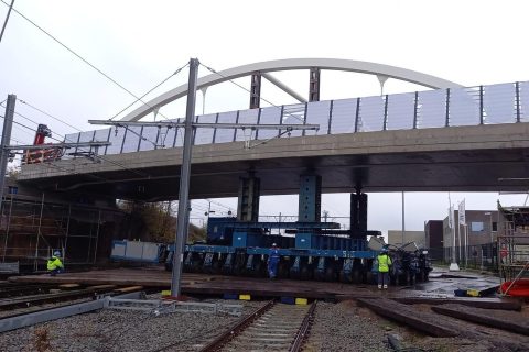 Spoorbrug bij Muizen