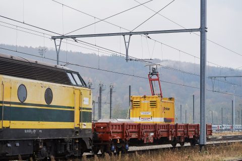 Rijmtrein van Infrabel voorkomt ijzelvorming op de bovenleiding in de winter