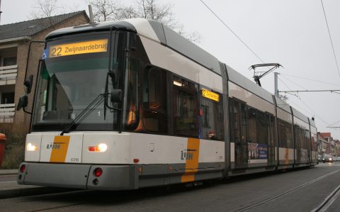 Tram van De Lijn in Gent
