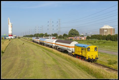 Goederentrein bij Sloe