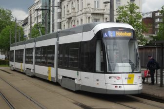 De Lijn tram 4 Antwerpen