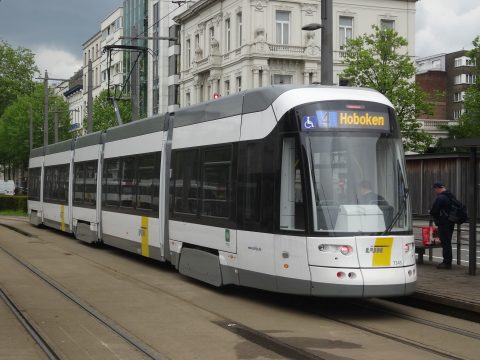 De Lijn tram 4 Antwerpen