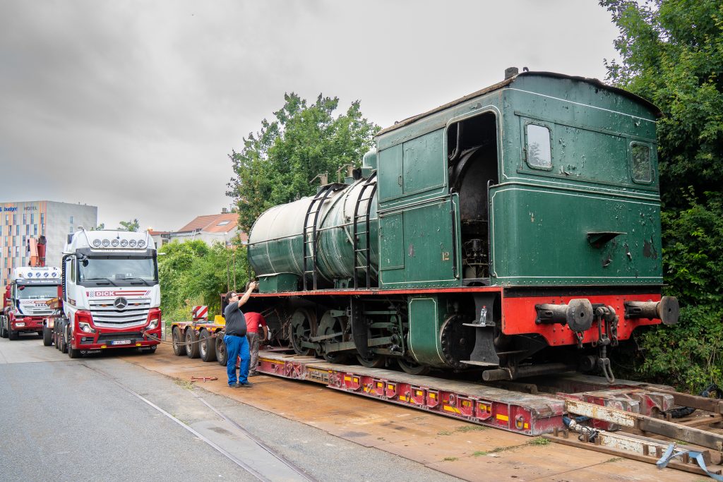 Historische locomotief terug naar zijn roots in Beringen