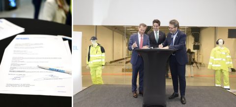 Signing of the contract (Photo: Infrabel)