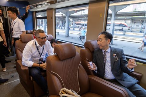 Katae Takashi, the Ambassador of Japan to Romania, was also there for the launch.